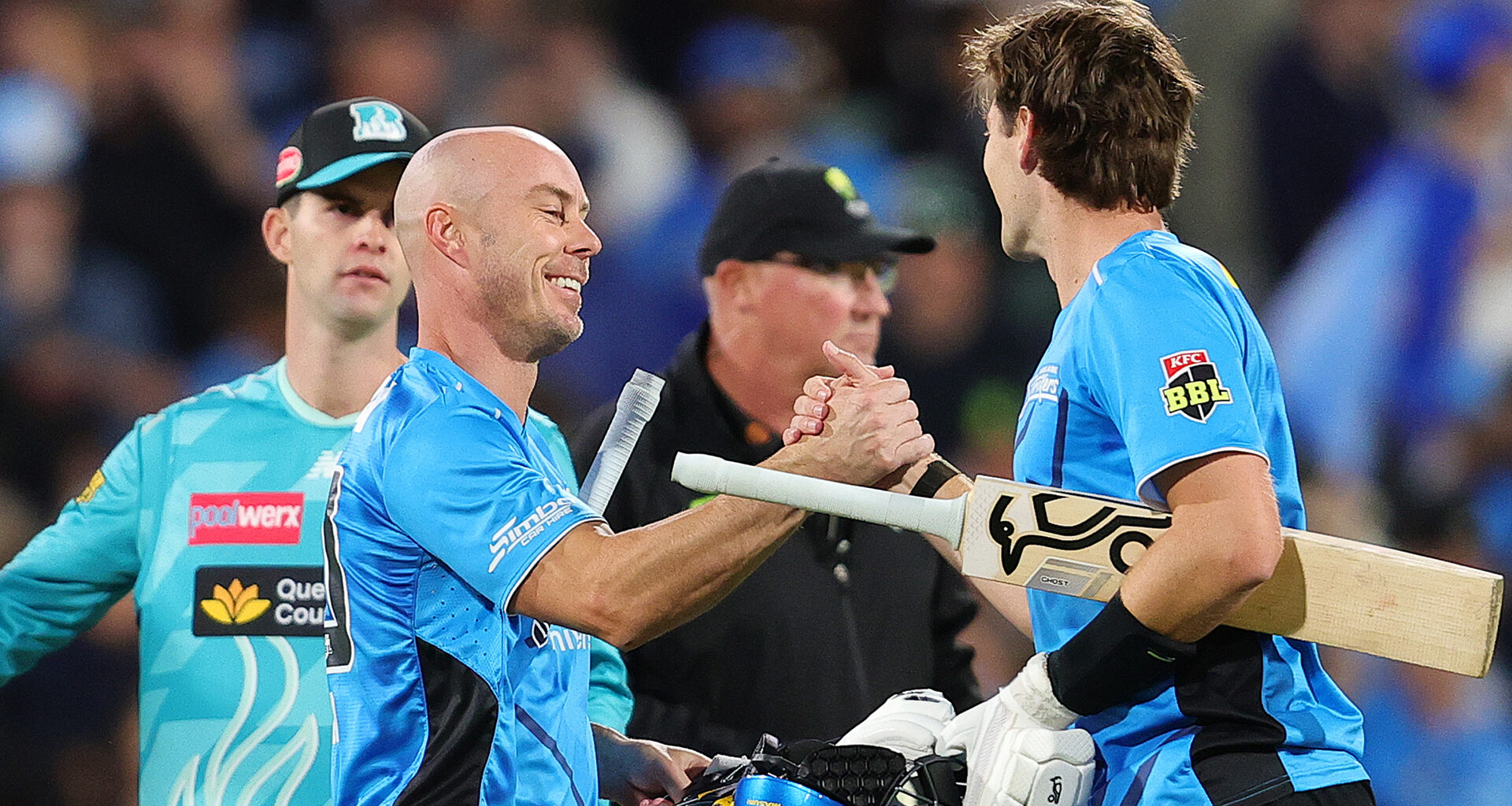 Lynn makes history as Strikers hammer Heat on New Year's Eve