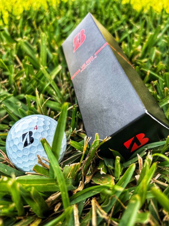 Bridgestone Tour B VS Prototype Red golf balls