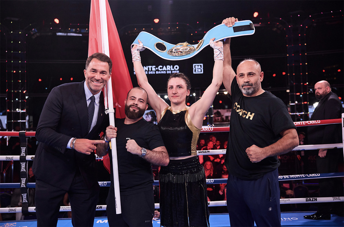 If you didn't know her name in 2025, get to know Elif Nur Turhan, our 2025 women's boxing awards Fighter of the Year. Photo: Mark Robinson, Matchroo Boxing