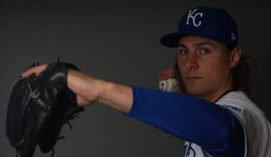 Astros Sign Ryan Weiss To Major League Deal