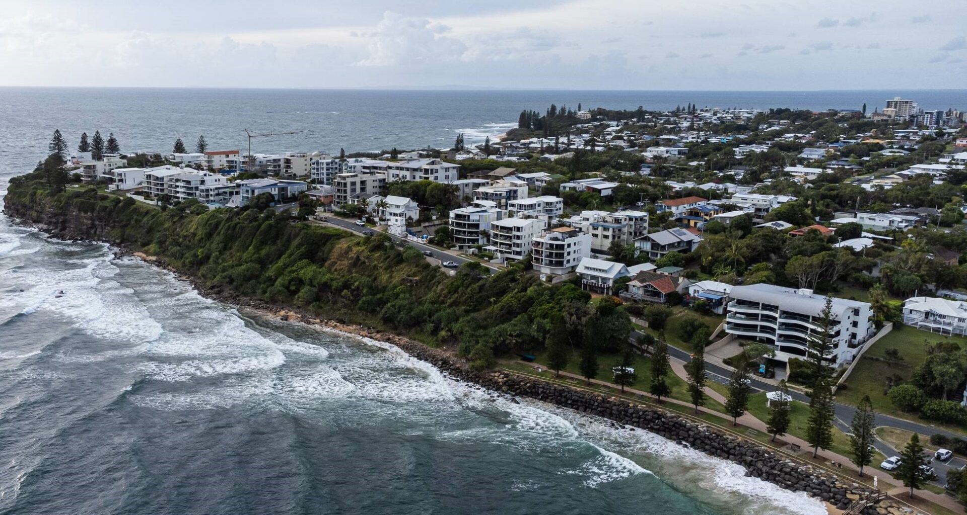 Teen girl dies after falling from cliff