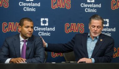 Inside the Cavs’ growing crisis as trade deadline approaches