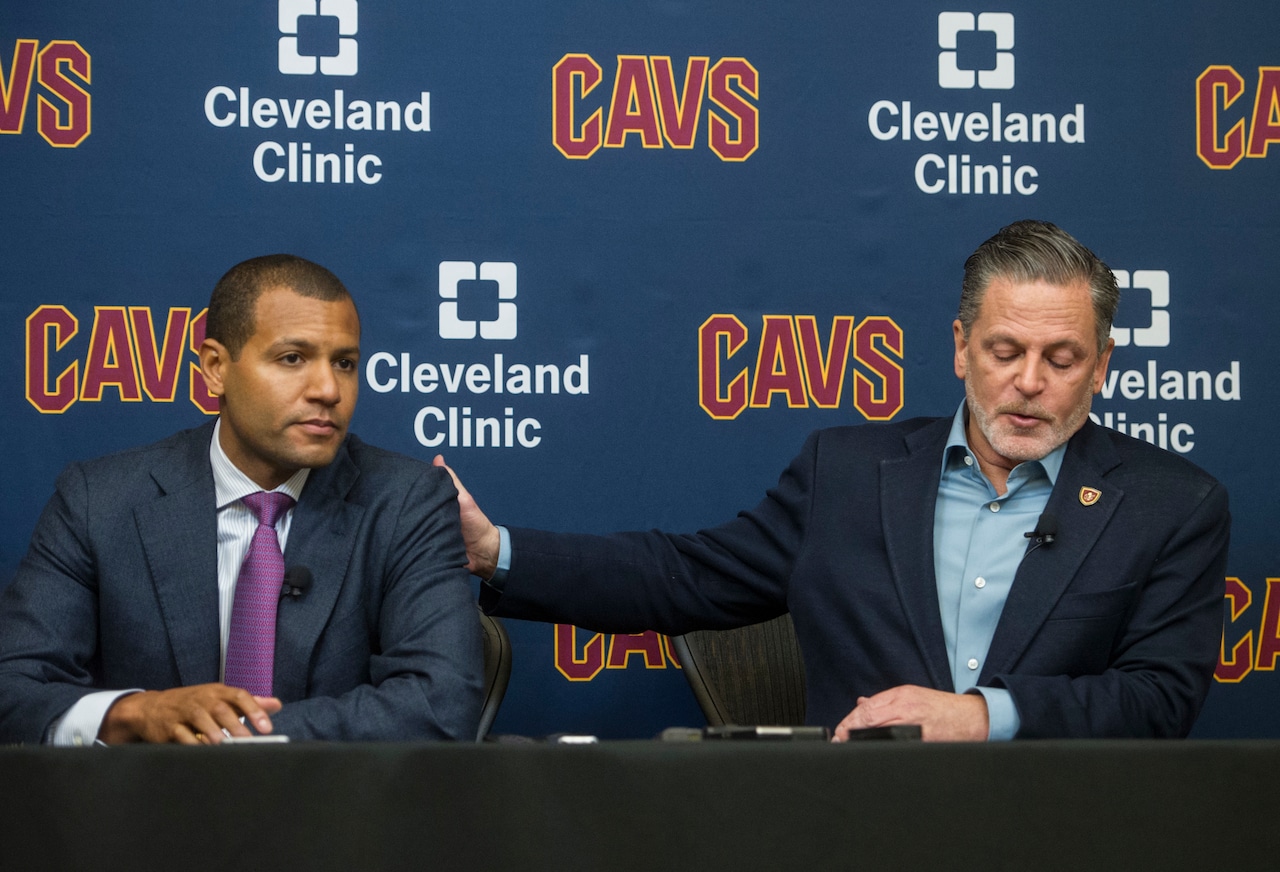 Inside the Cavs’ growing crisis as trade deadline approaches