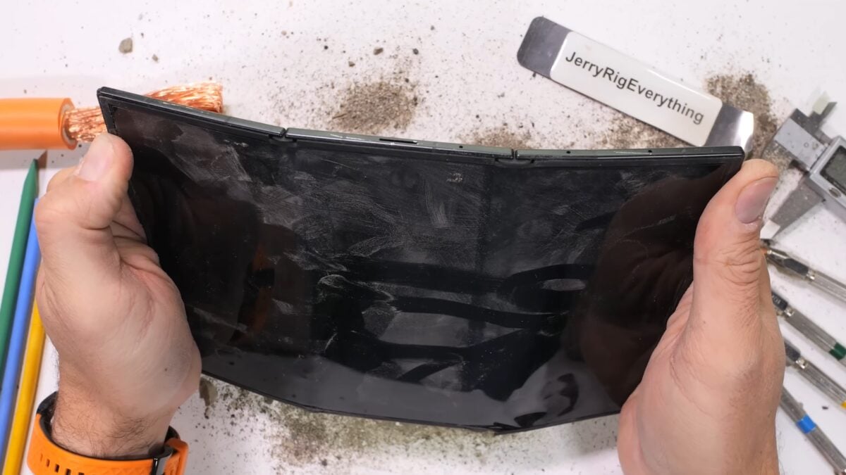 Samsung Galaxy Z TriFold bends and breaks during an extreme torture test