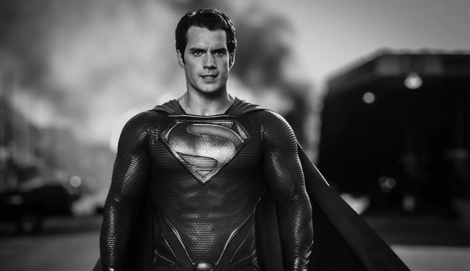 Henry Cavill’s Iconic Superman Returns in New MAN OF STEEL Photo Shared by Zack Snyder — GeekTyrant
