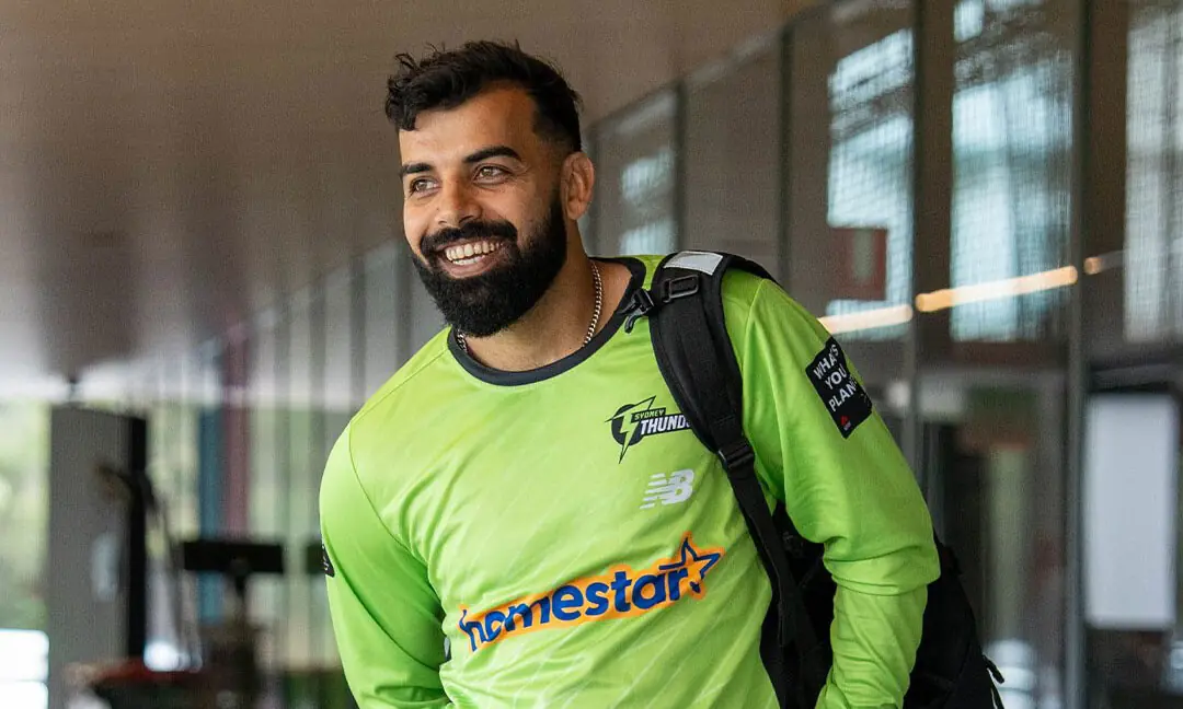 Inglis returns, Shadab availability clarified, Thunder & Scorchers squads