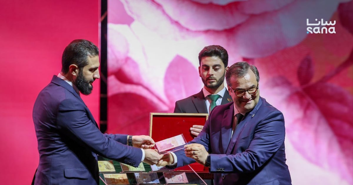 No faces, no places: Syria unveils banknotes to replace Assad-era currency and boost economic recovery