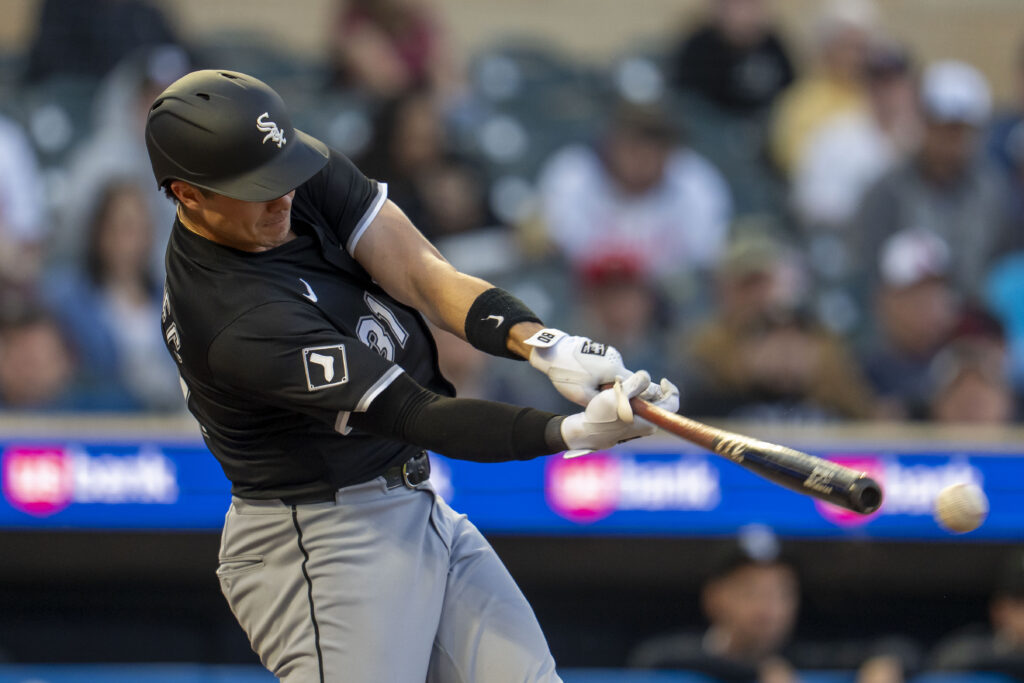 NPB's Yomiuri Giants Sign Bobby Dalbec