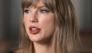 The 6 unexpected things we learnt from Taylor Swift's new docuseries. - Mamamia