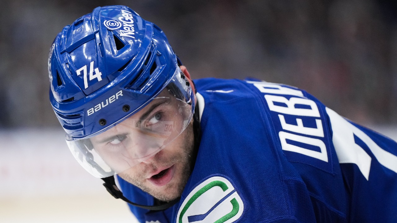 Canucks' Jake DeBrusk to be healthy scratch vs. Kraken