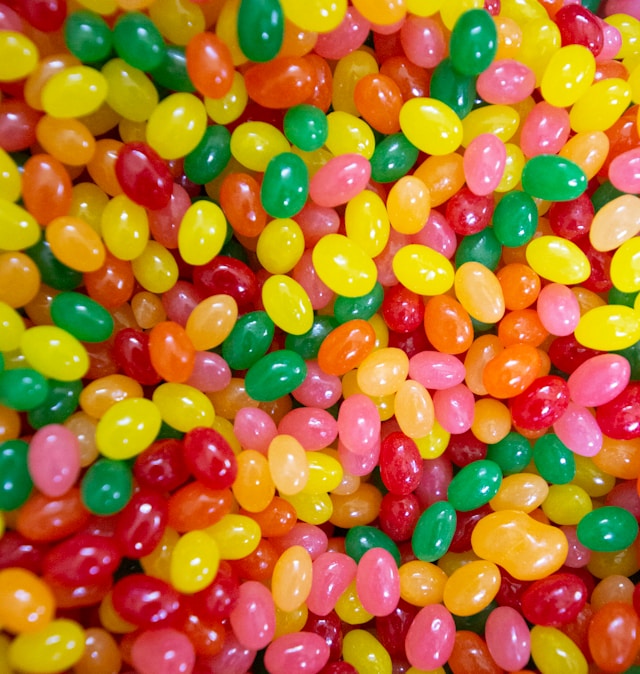 VegNews.candy.unsplash