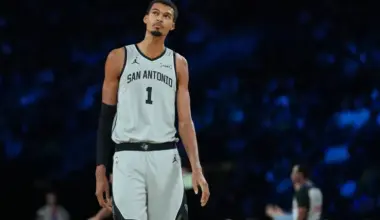 Knicks vs. Spurs live score, updates, highlights from 2025 NBA Cup final image