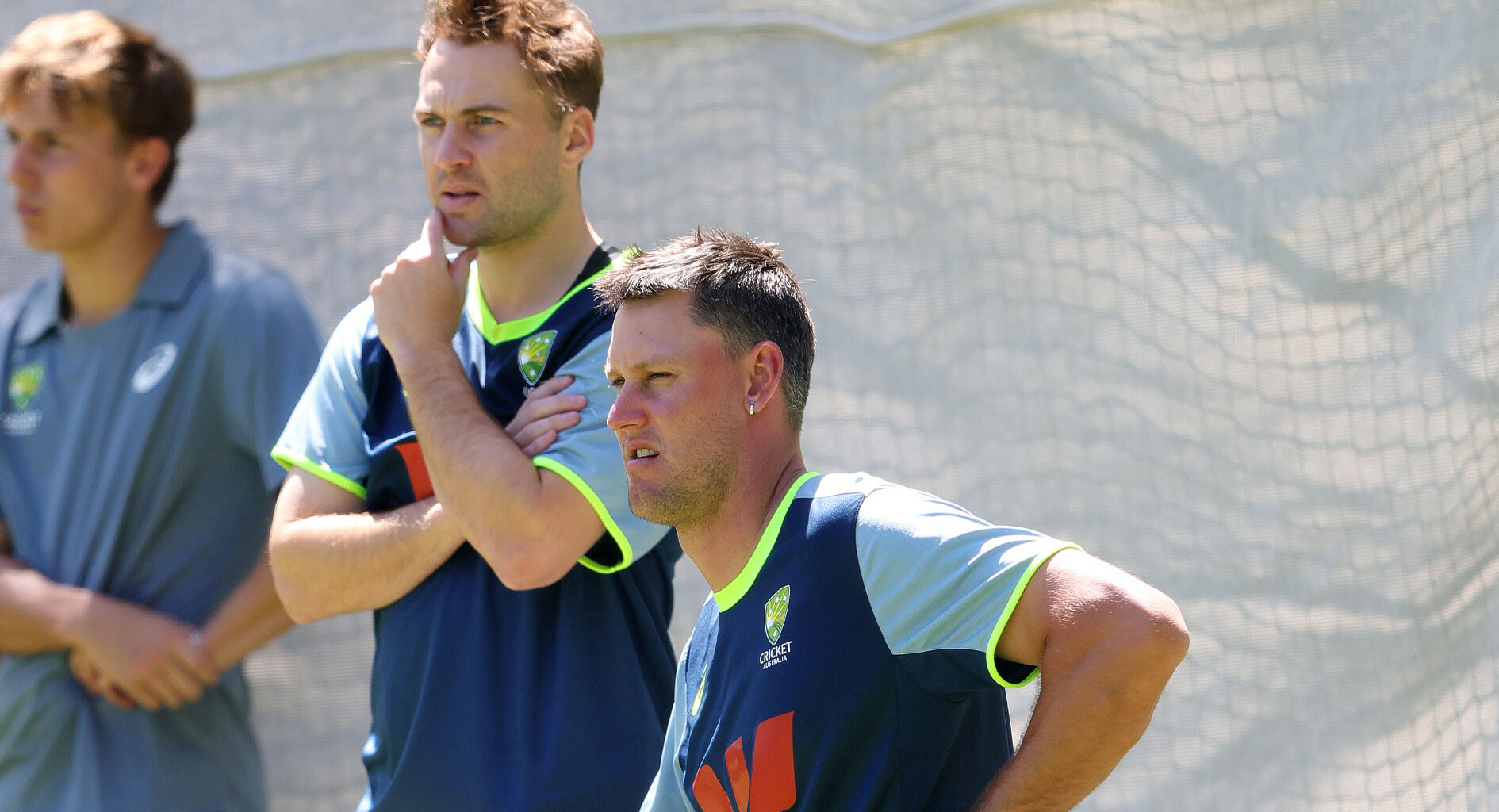 Webster, Inglis released from Test squad to play BBL