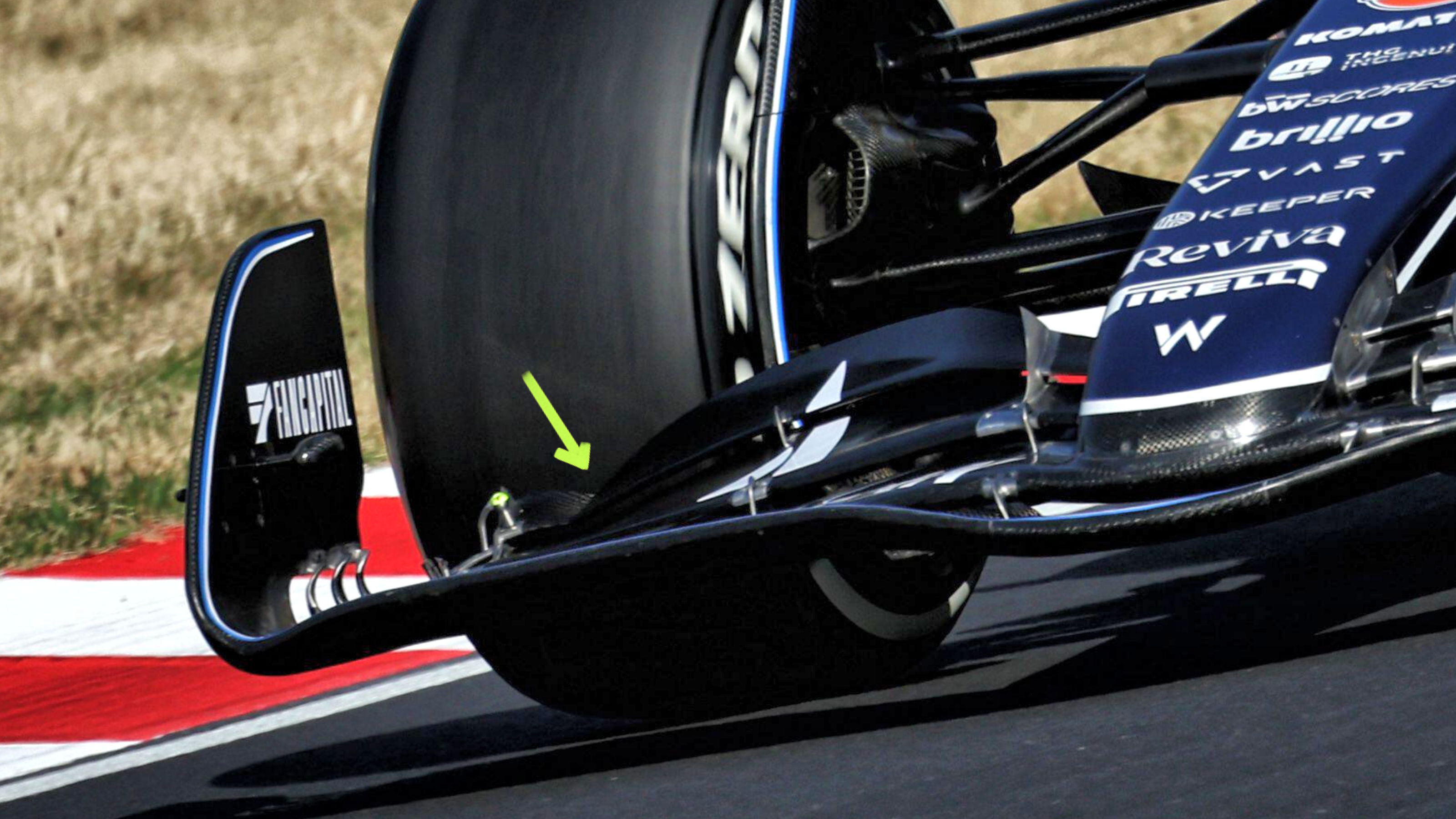 Williams FW47 front wing notch