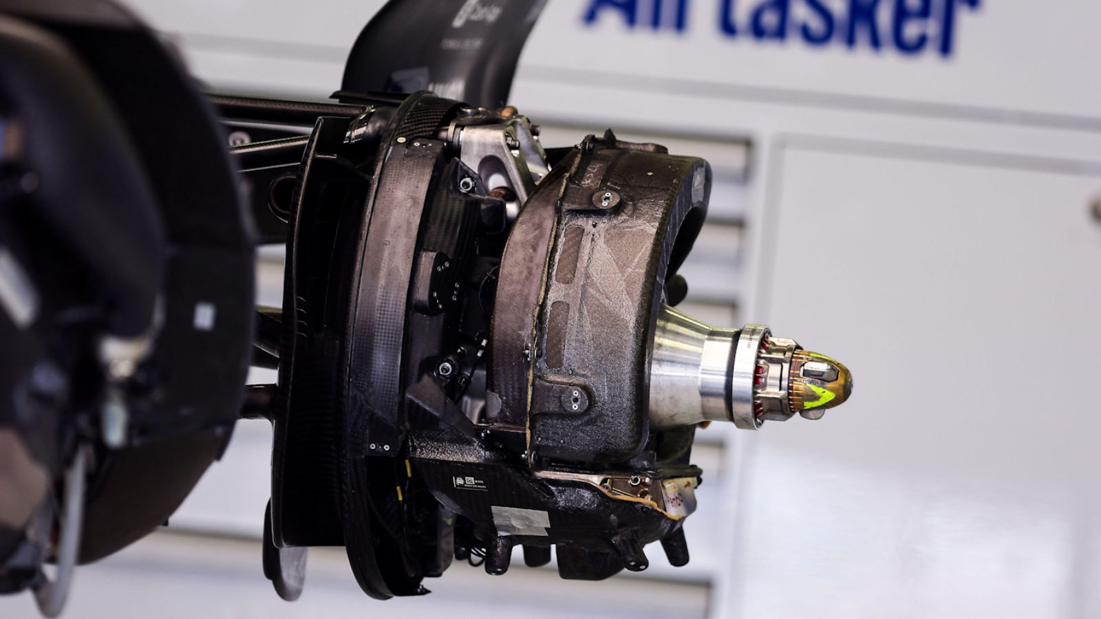 Williams FW47 rear brakes