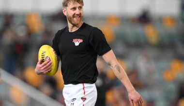 Magpies lock in former Bomber for key development role