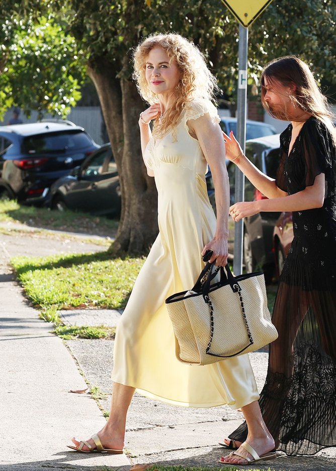 Nicole Kidman pictured for the first time since splitting with Keith Urban, back on home soil with her daughters.