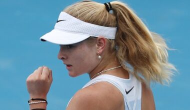 Ash Barty urges teen tennis star to be 'kind' ahead of Australian Open