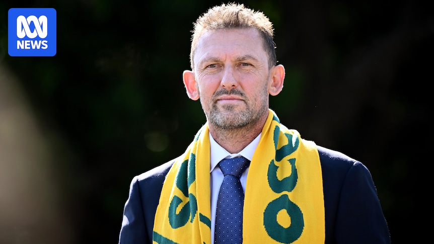 Socceroos coach Tony Popovic labelled 'smug' by US great Landon Donovan for reaction at FIFA World Cup draw