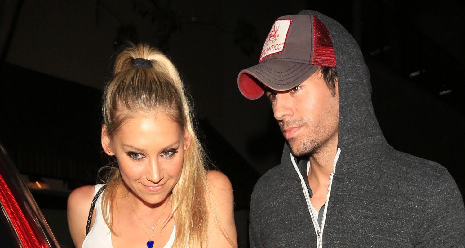 Anna Kournikova Shares First Photo of All Four Kids with Enrique Iglesias | Anna Kournikova, Celebrity Babies, Enrique Iglesias | Celebrity News and Gossip | Entertainment, Photos and Videos