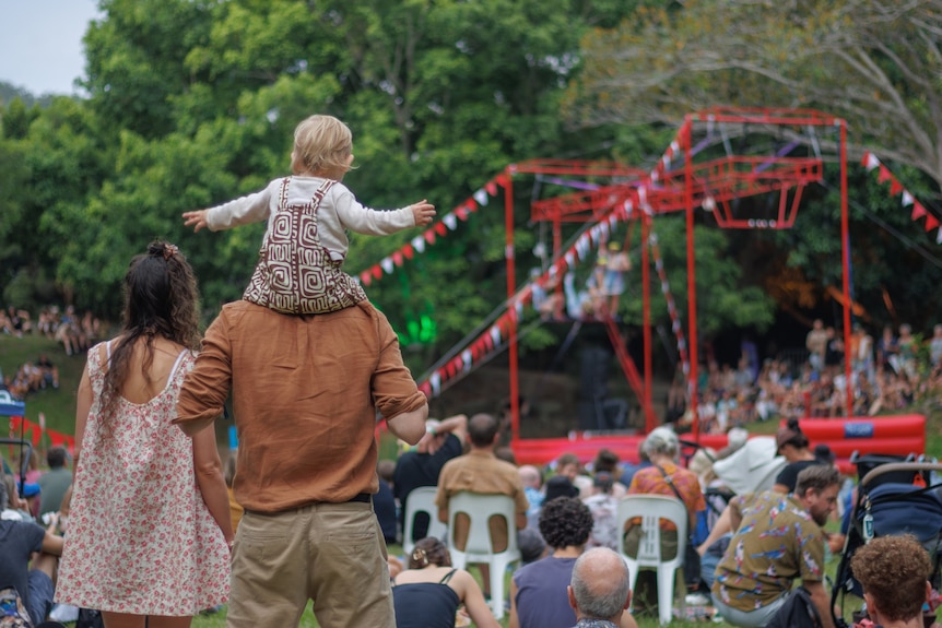 crowd shot of Woodford Folk Festival