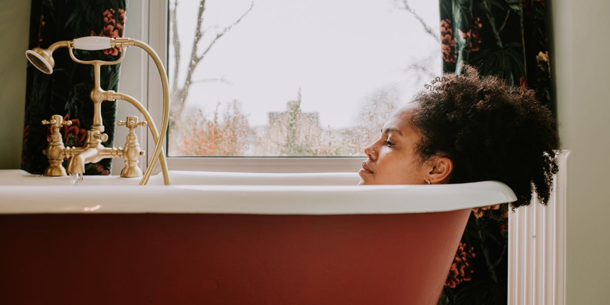 Lying in a warm bath after a run can significantly improve your cardio fitness – but it has to be piping