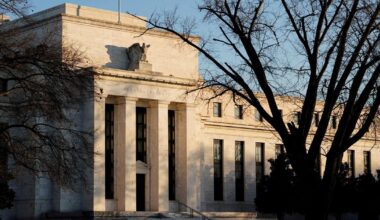 Economists warn of distorted inflation data as White House touts new report