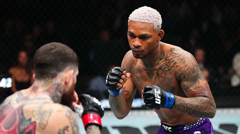NEW YORK, NEW YORK - NOVEMBER 15: (R-L) Michael Morales of Ecuador faces Sean Brady in a welterweight fight during the UFC 322 event at Madison Square Garden on November 15, 2025 in New York City. (Photo by Jeff Bottari/Zuffa LLC)