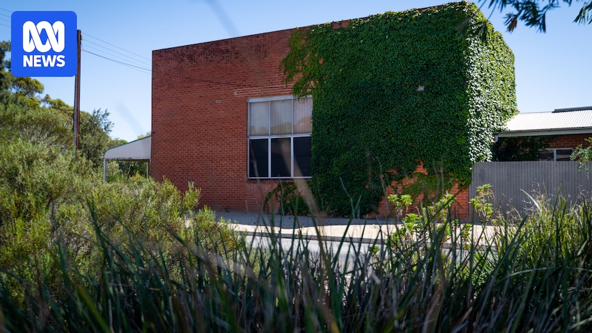 Parole release of Snowtown murderer James Vlassakis overturned