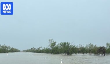 Flooding and record-breaking rain forecast for northern and western Queensland