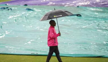 conway-raced-away-to-24-before-rain-ruined-play