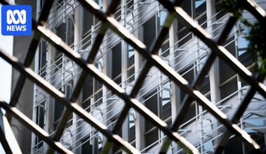 Low-income adults and children in jail denied lawyers over Christmas