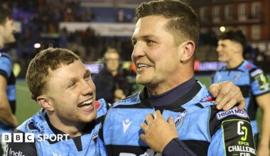 Callum Sheedy is congratulated by wing Tom Bowen