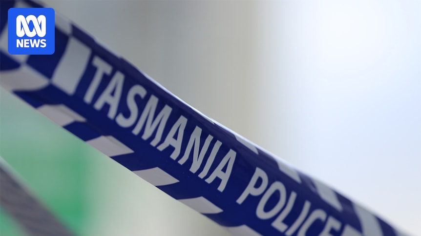 Tasmanian woman dies in glider crash at Tunbridge, pilot airlifted to Royal Hobart Hospital