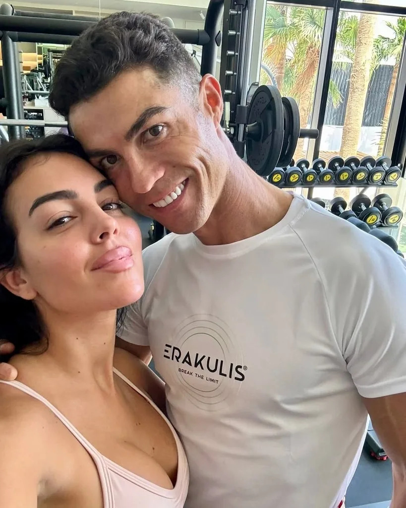 <p>Cristiano Ronaldo & Georgina Rodr&iacute;guez&nbsp;</p>
