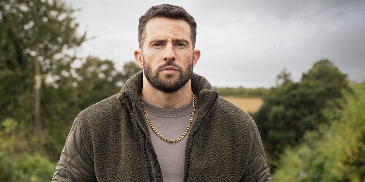 Emmerdale's Ross Barton returns tonight for big showdown with Robron