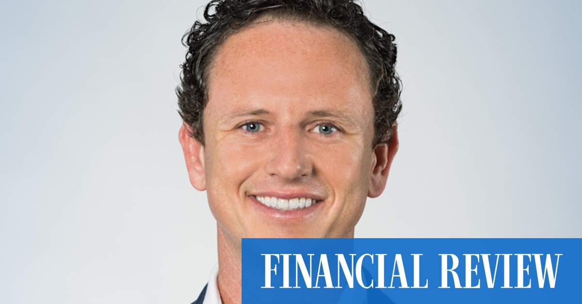 Sydney to Hobart yacht race feature by Tony Davis.