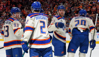 Oilers score 4 in 1st, cruise to win against Jets