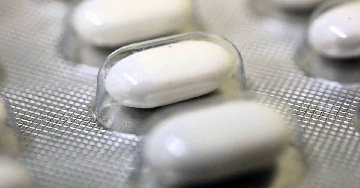 Government urged to reconsider pharmacy charges for blister packs