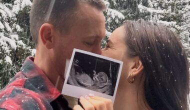 Australian Olympian Dominique du Toit and fiance Bart announce they are having a baby