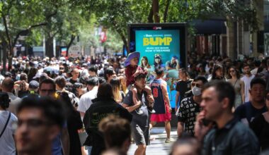 Aussies expected to spend $3.1b despite cost-of-living crisis