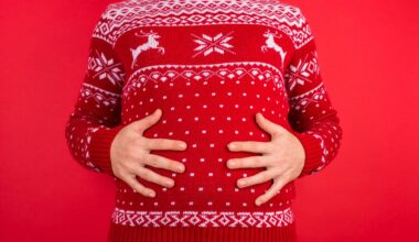 How to beat festive bloat: Five foods to start eating now, according to a nutritionist