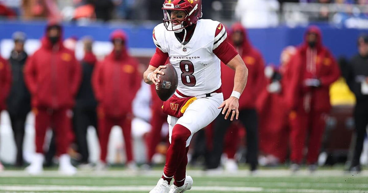 Eagles vs. Commanders predictions and live updates: NFL Week 16 game score, inactives and latest news