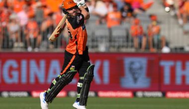 Inglis in 14-man squad to face Thunder