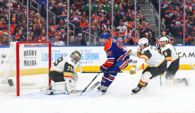McDavid scores again, Oilers hold off Golden Knights