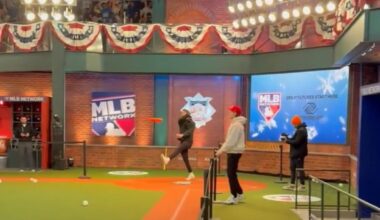 Ducks' Gauthier goes deep at MLB Network's Studio 42