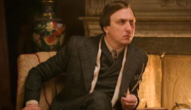 Lars Eidinger Is Brainiac In "Man of Tomorrow"