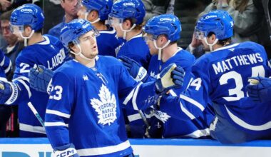 Maple Leafs' Matthews, Knies find scoring touch in wild, 12-goal Battle of Ontario