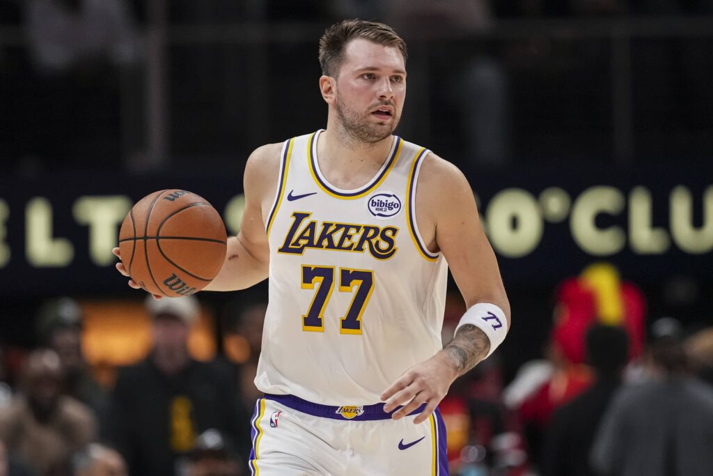 16 NBA Stars On Pace To Be Ineligible For NBA Awards, Including Luka Doncic And Stephen Curry