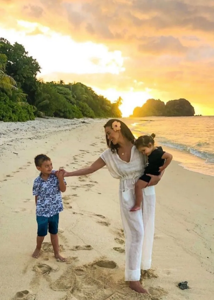 megan-gale-river-rosie